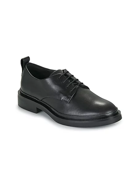 Derby Clarks s čipko črna