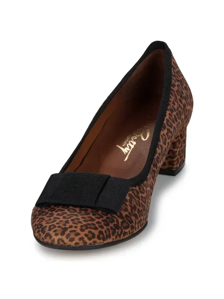 Pantofi Betty London maro