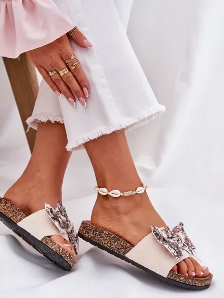 Сандали Boto с панделка на платформе бежово