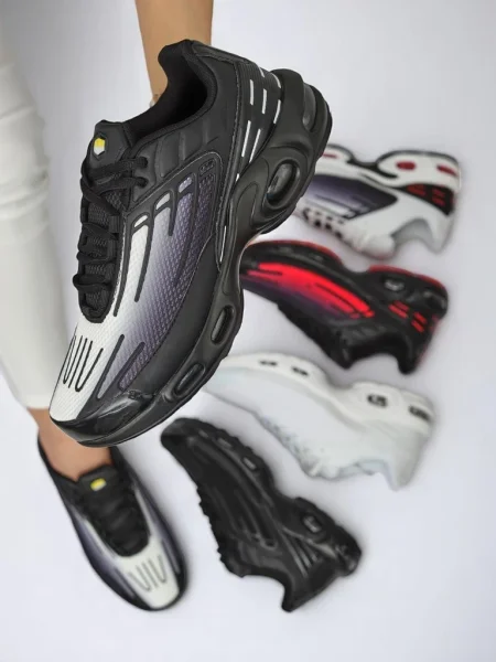 Sneakerși Resti