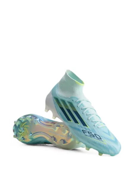 Levágott virágos póló Adidas nyomtatás fekete