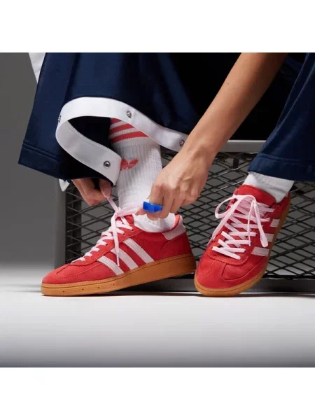 Adidas Originals Tenisice od brušene kože Handball Spezial crvena