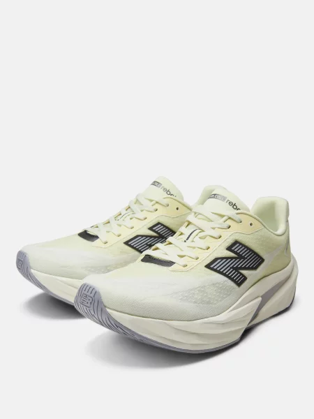 Кроссовки New Balance FuelCell желтые