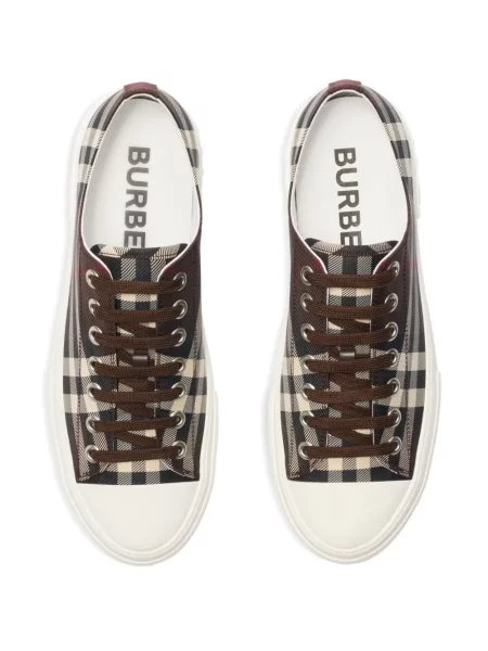 Sneakerși Burberry cu șireturi în carouri din dantelă maro