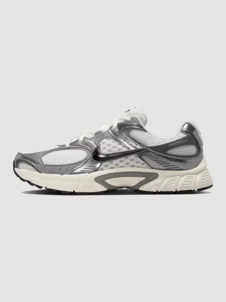 Кожаные повседневные кроссовки Nike