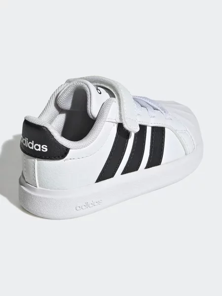 Детские кроссовки Adidas