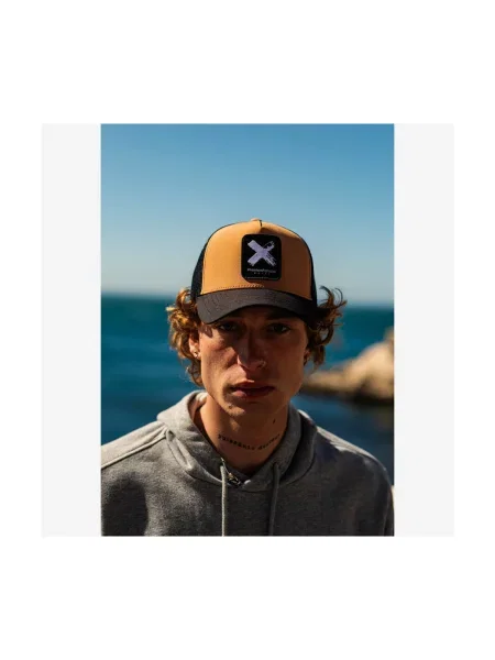 Šiltovka Watts hnedá
