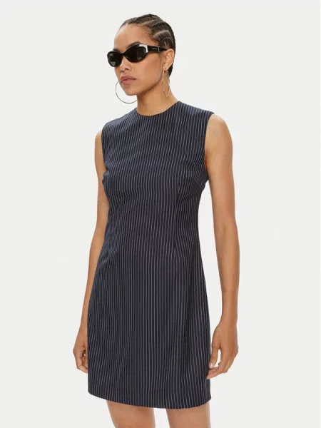 Každodenní šaty Jordy Tmavomodrá