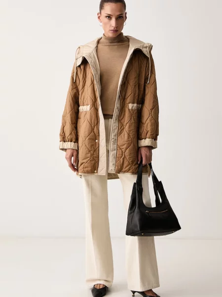 Pulover Weekend Maxmara de mătase cu guler înalt maro