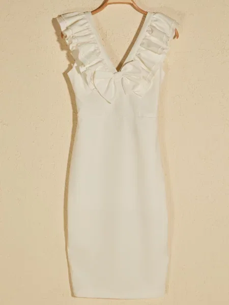 Sukienka Trendyol z kokardką