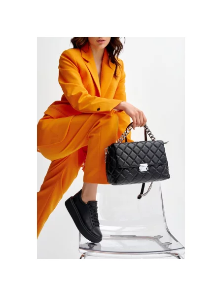 Сумка флап шкіряна Estro чорна