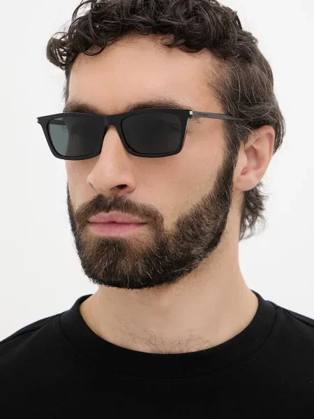 Saint Laurent napszemüveg fekete