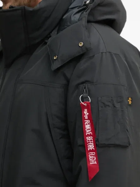 Geacă parka Alpha Industries cu glugă negru