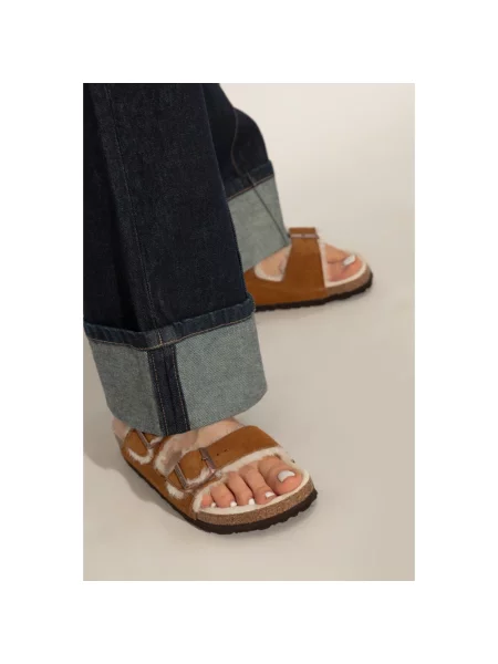 Kapcie Birkenstock brązowe