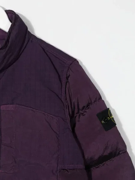 Kurtka puchowa dziecięca Stone Island fioletowa
