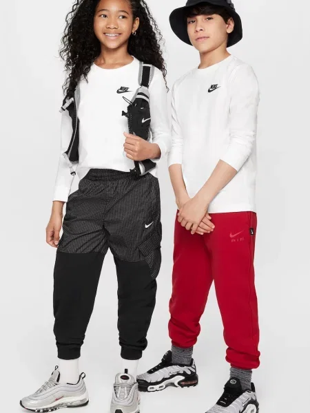 Детский лонгслив Nike