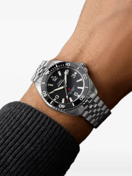 Ceas Timex negru