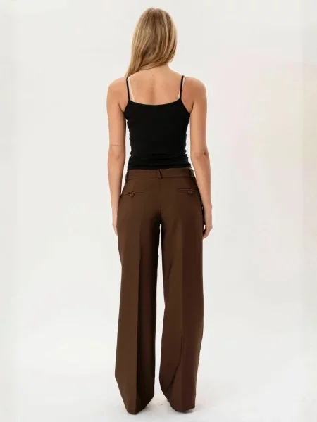 It's May Pantaloni Low maro