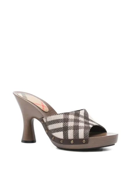 Sandale Burberry în carouri cu tepi