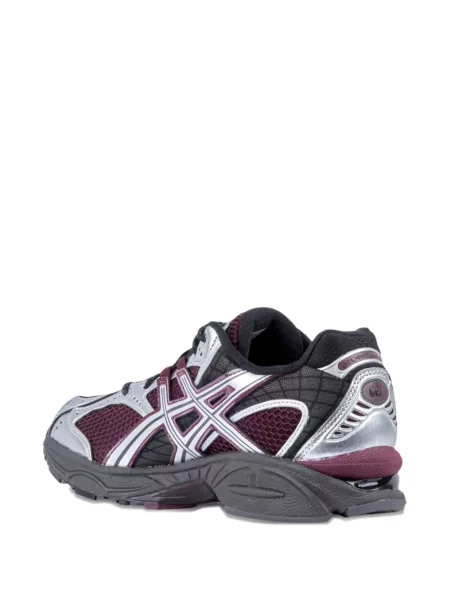 Маратонки Asics Gel-Quantum на райета с автограф бяло