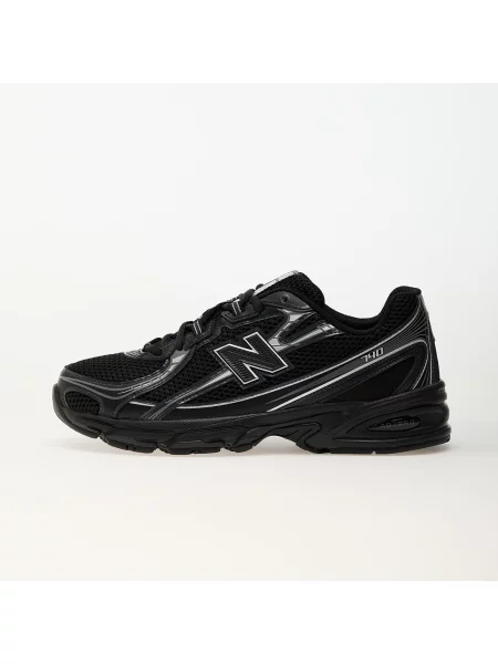Маратонки New Balance черно