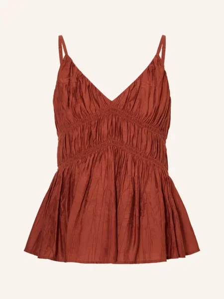 Top Selected Femme