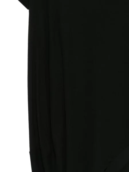 Scurt tricou Rundholz asimetric negru