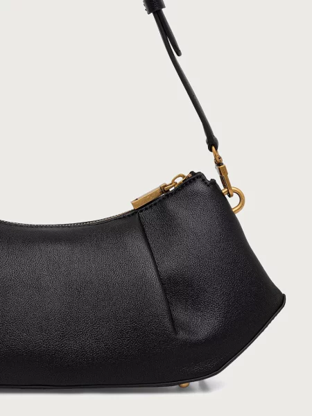 Кожаная сумка Guess