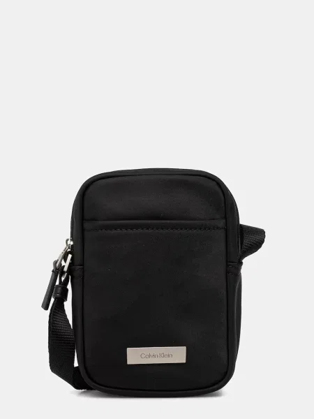 Geantă crossover Calvin Klein Sleek Slim Reporter negru