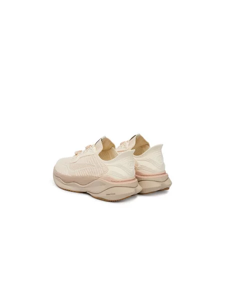 Clarks Superge Pace Rise. bež