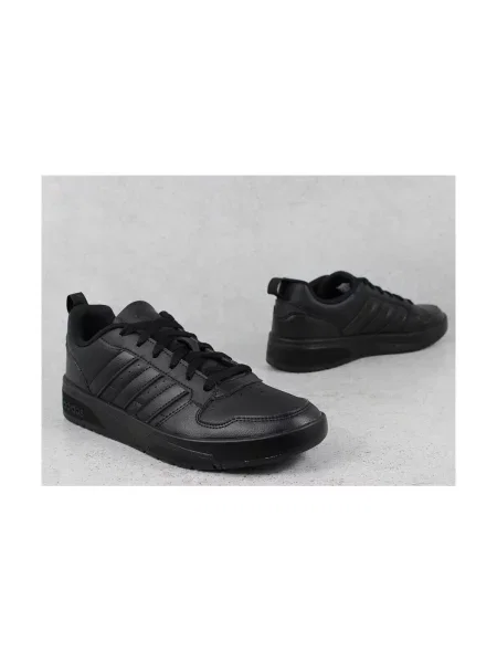 Félcipo Adidas fekete