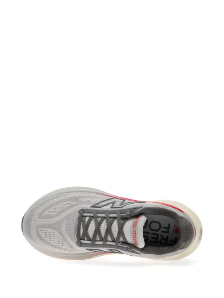 Велурени маратонки New Balance 530 с висока талия с принт сиво