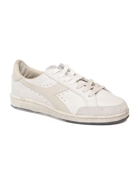 Sneakersy Diadora z przetarciami białe