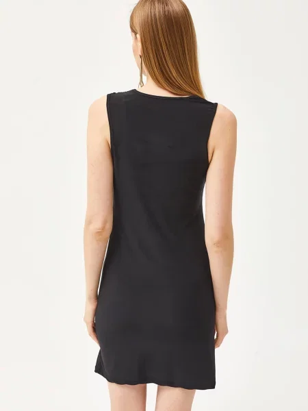 Oblekové šaty Olalook čierna