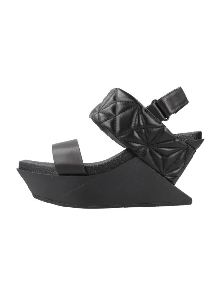 Pantofi United Nude cu pană negru