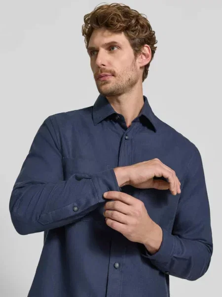 Koszula casualowa o kroju relaxed fit z mieszanki bawełny i lyocellu model OWEN' Boss granatowa