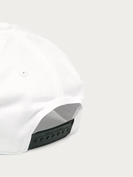 Čiapka Armani Exchange biela