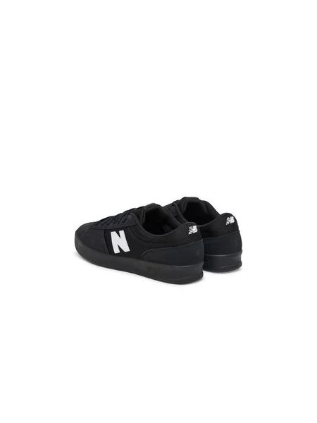 Sneakersy New Balance čierna