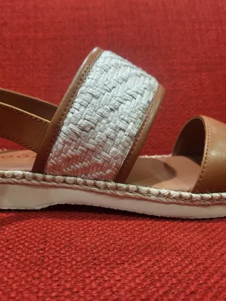 Sandale Hogan din piele maro