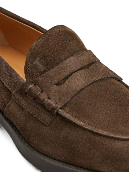 Szarvasbőr loafer Tod's barna