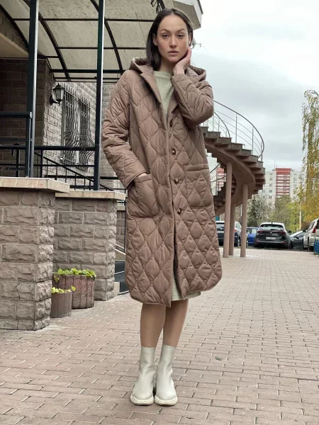 CAT ORANGE Пальто з утеплювачем Світло-коричневий помаранчеве