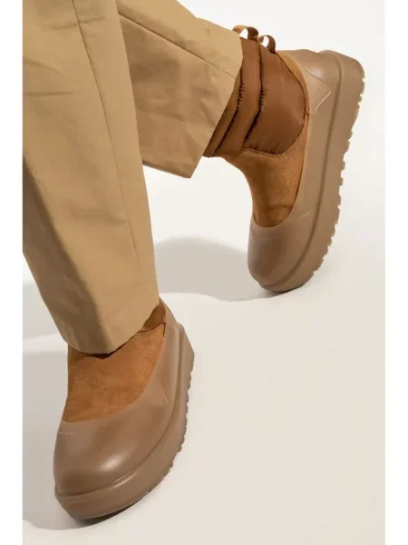 Botine Ugg clasici maro