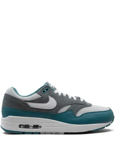 Top Nike gri