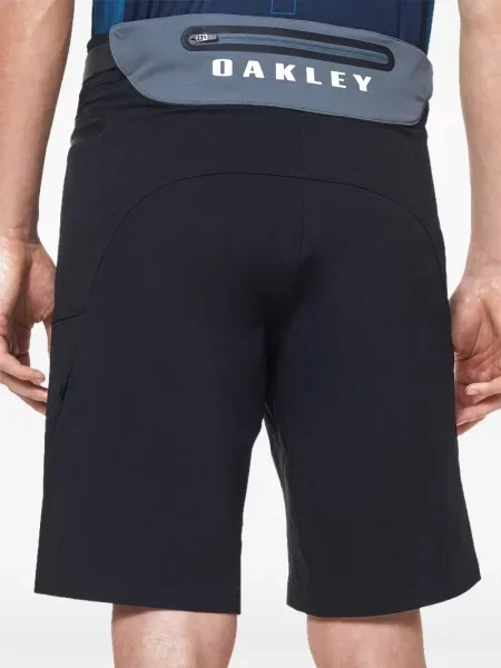 Pantaloni scurți Oakley negru