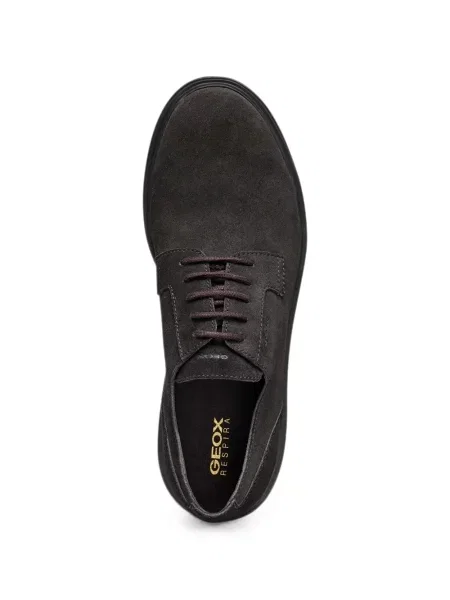 Fűzős szarvasbőr sneaker Geox barna