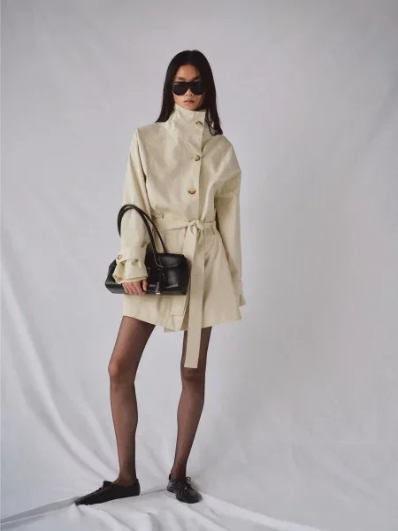 Плащ MANGO молочний