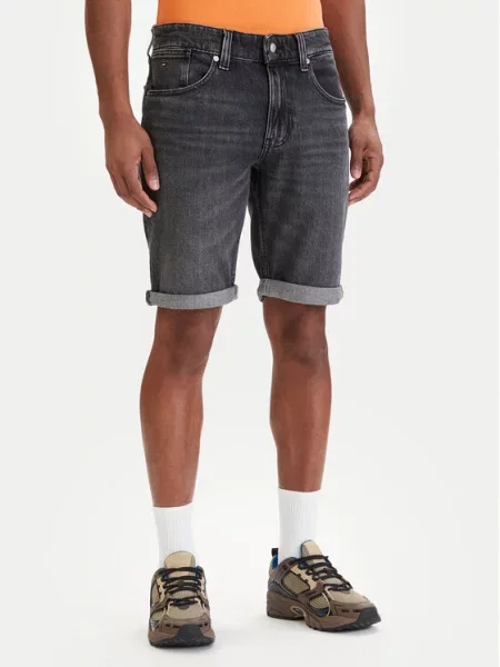 Tommy Jeans Дънкови шорти Ronnie черен