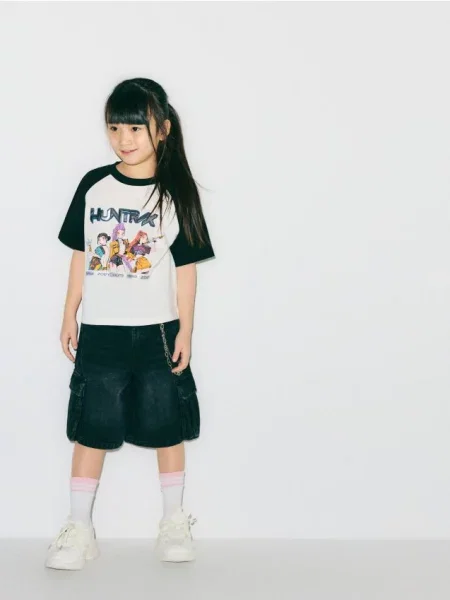 Reserved Джинсові шорти з ланцюжком чорний