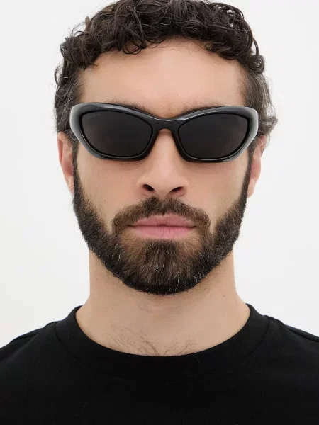 Balenciaga napszemüveg fekete