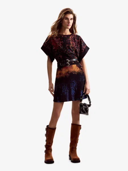 Suknele Desigual juoda